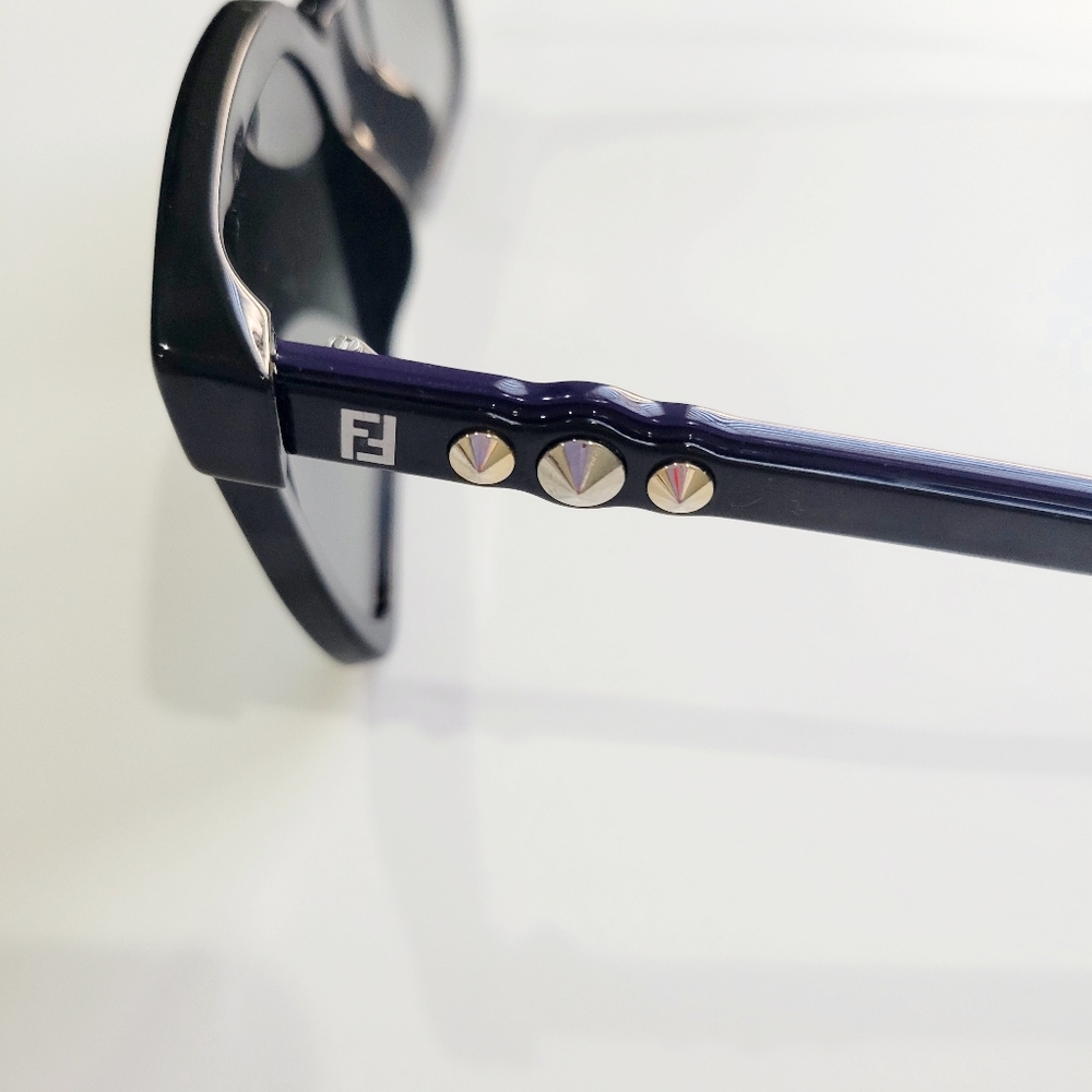 Fendi Square Sunglasses Black Silver Studs - Picture 4 of 13